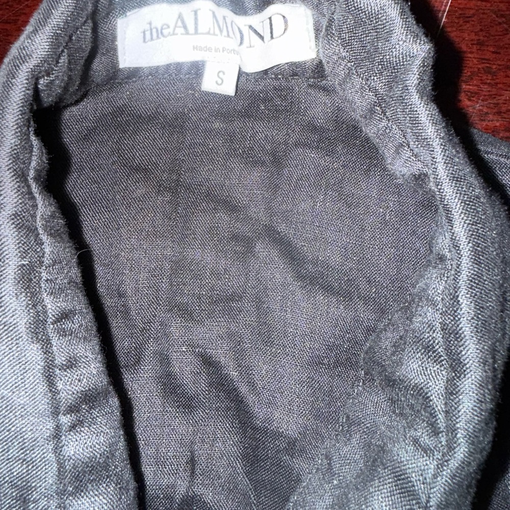 TheAlmond Black Women's Linen Button-Front Camisole